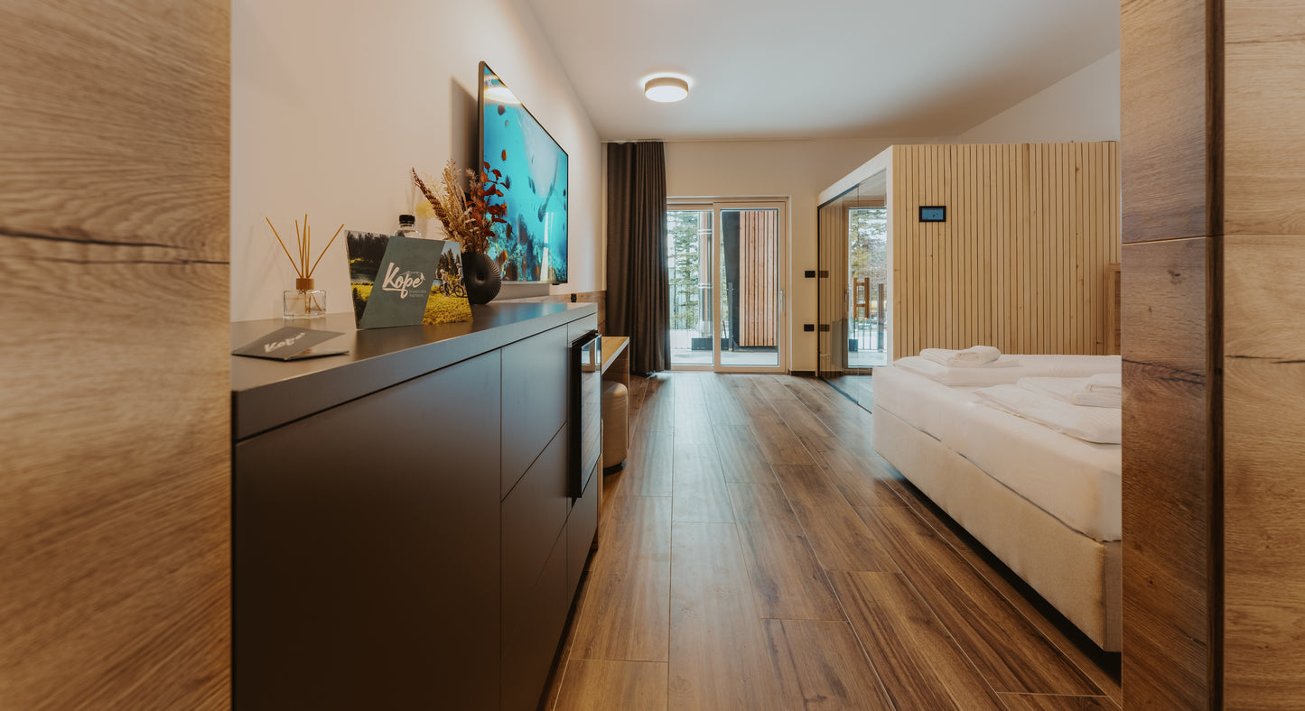 Deluxe Room for with 4 beds